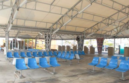 3106600_web1_Airport-Customs_0013