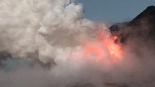 2017-01-02-lava-entry